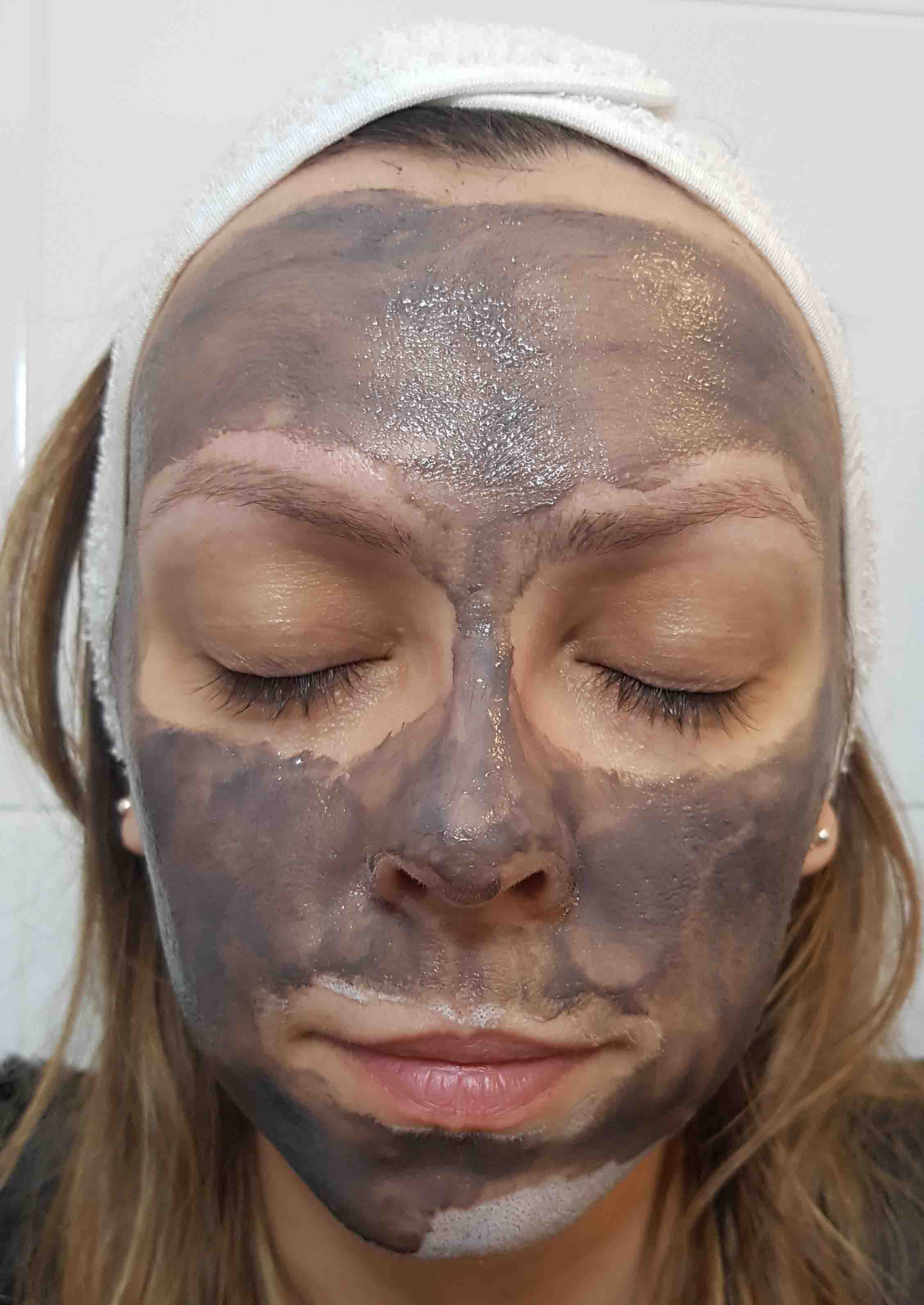 Máscara facial negra Clearskin da Avon