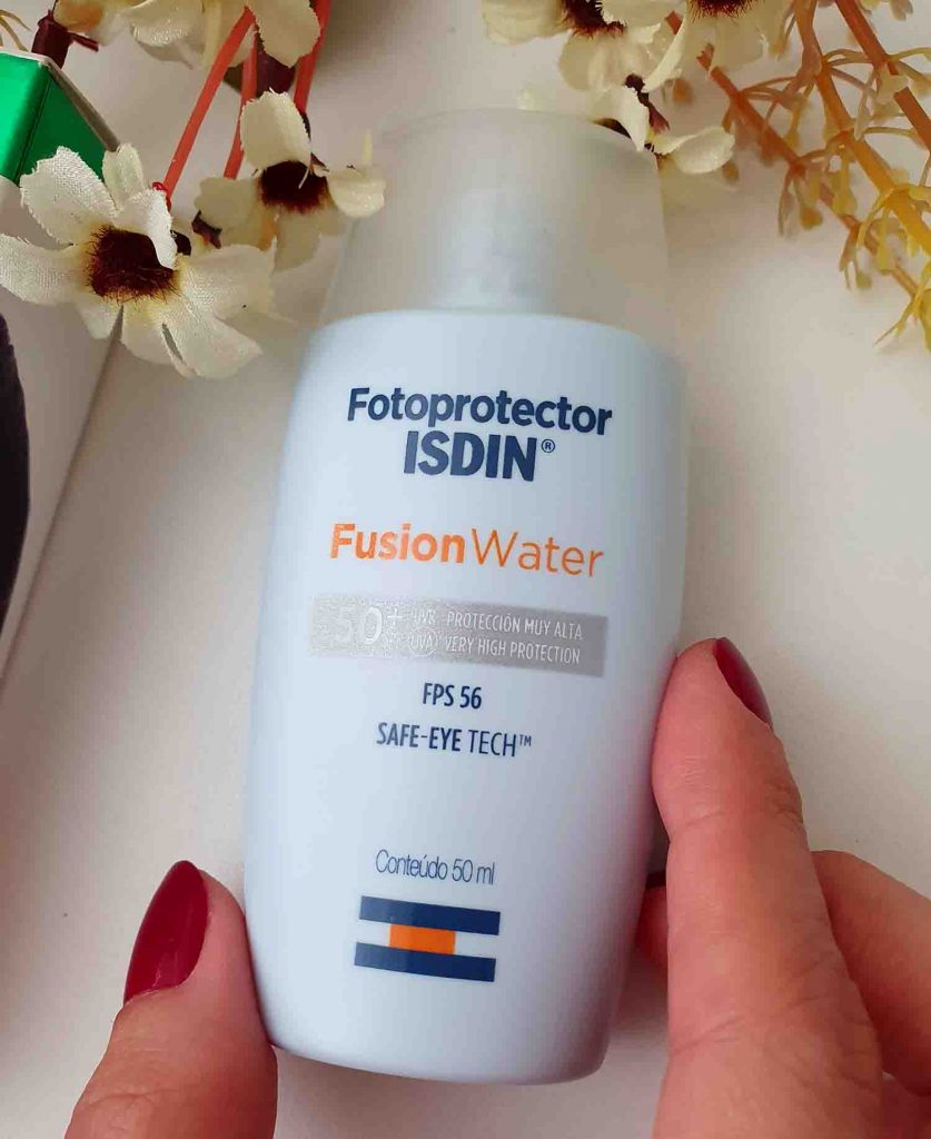 isdin fusion water